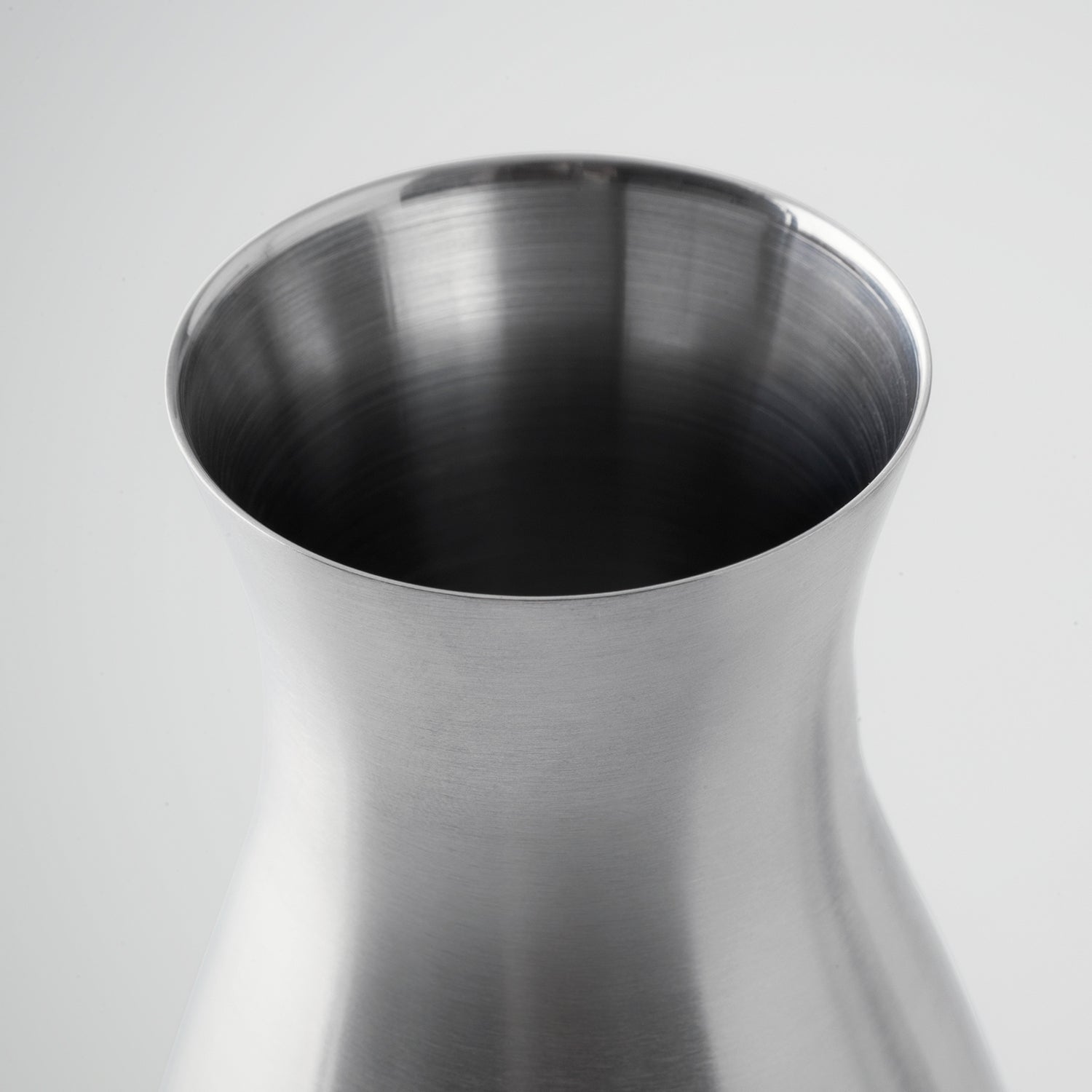 魔法瓶構造のぐい呑と徳利のセット