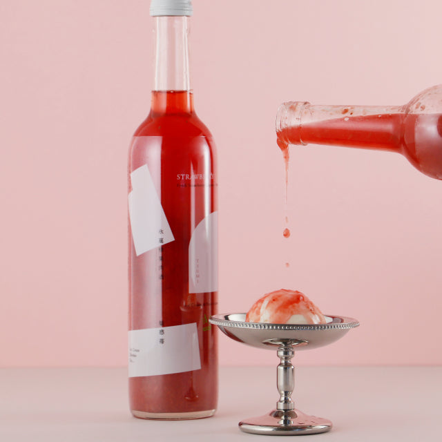 アイスにかける専用の果実酒『罪-TSUMI- 魅惑イチゴ』