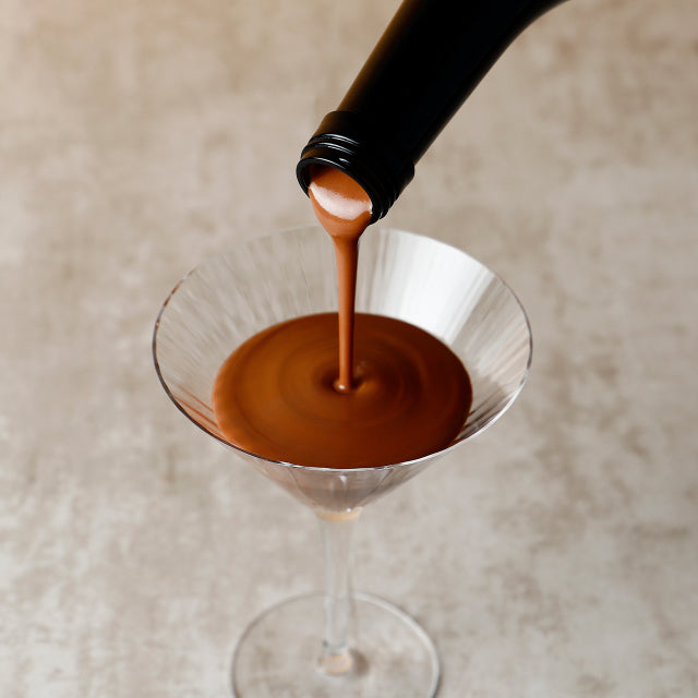 とろ～り濃厚チョコレートリキュール『TOROCHOCO』