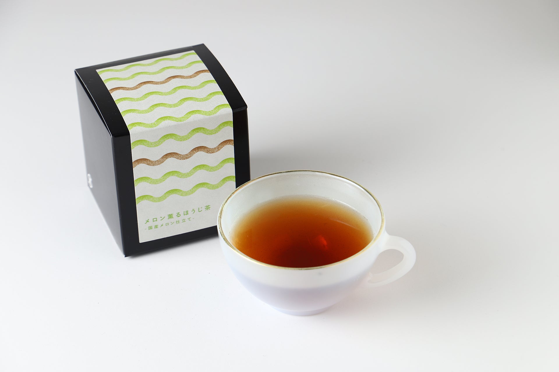 メロン薫るほうじ茶 -国産メロン仕立て- | 静岡県のお茶・紅茶
