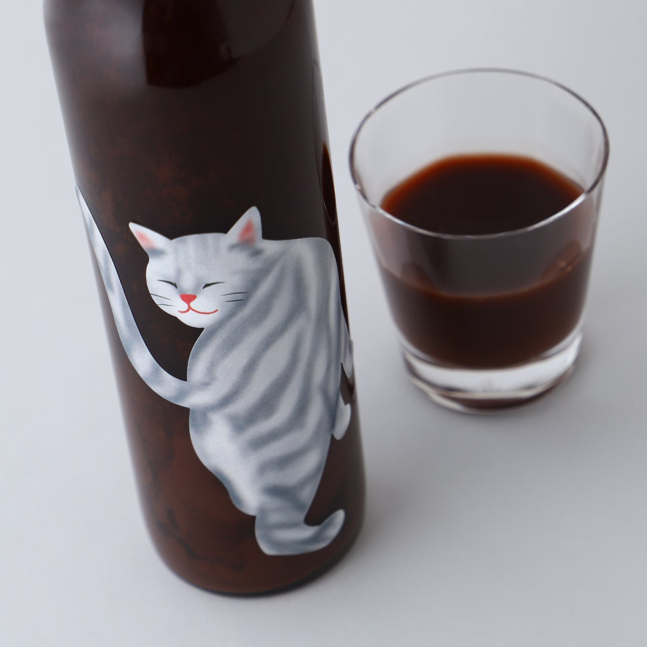 にゃーのさけ -チョコレートのお酒-