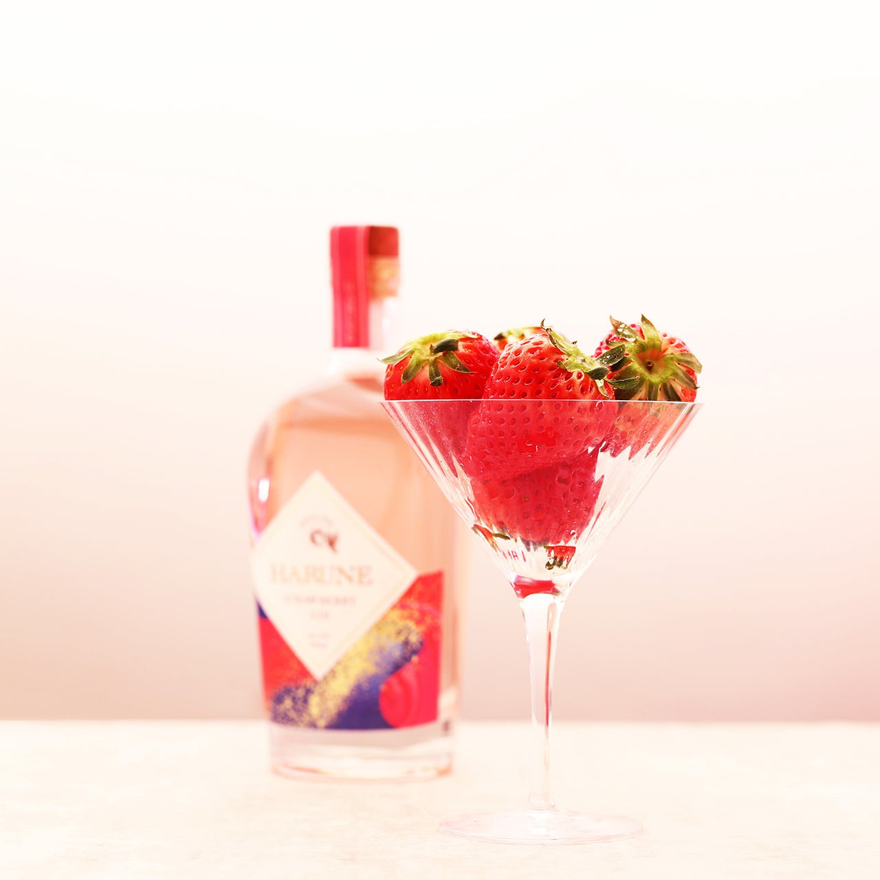 STRAWBERRY GIN HARUNE