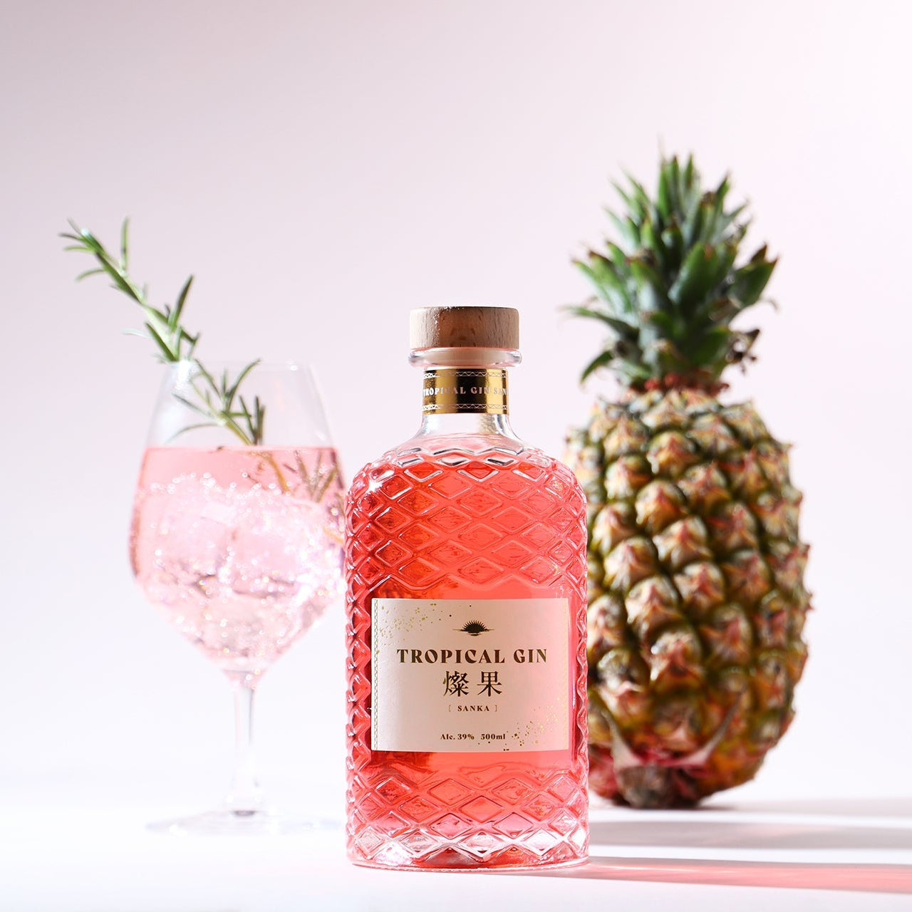 TROPICAL GIN 燦果 -sanka-