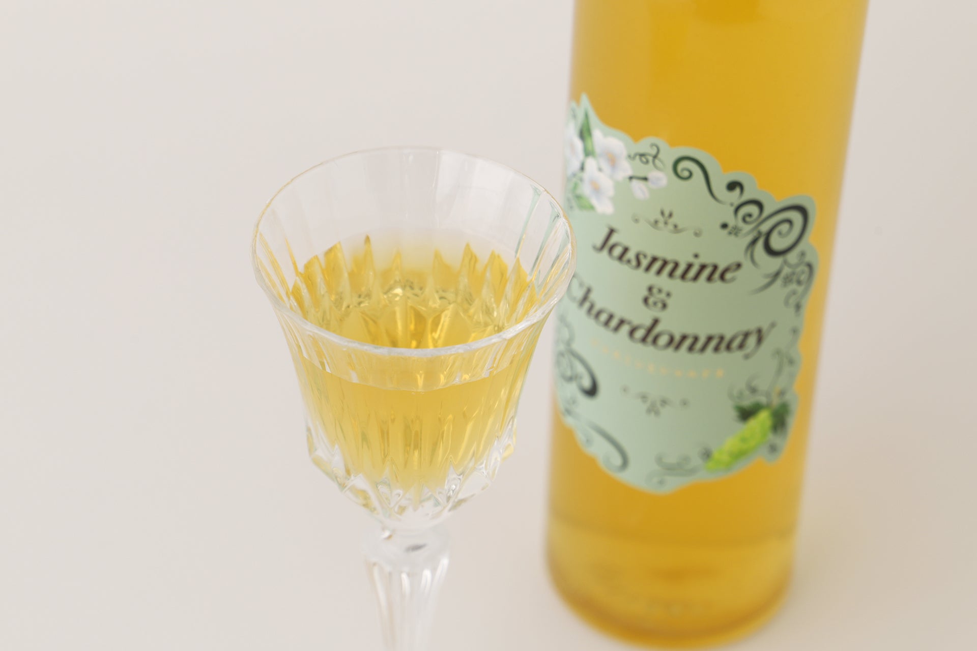 ジャスミンとシャルドネ | 滋賀県のリキュール | クラフト酒・日本酒の