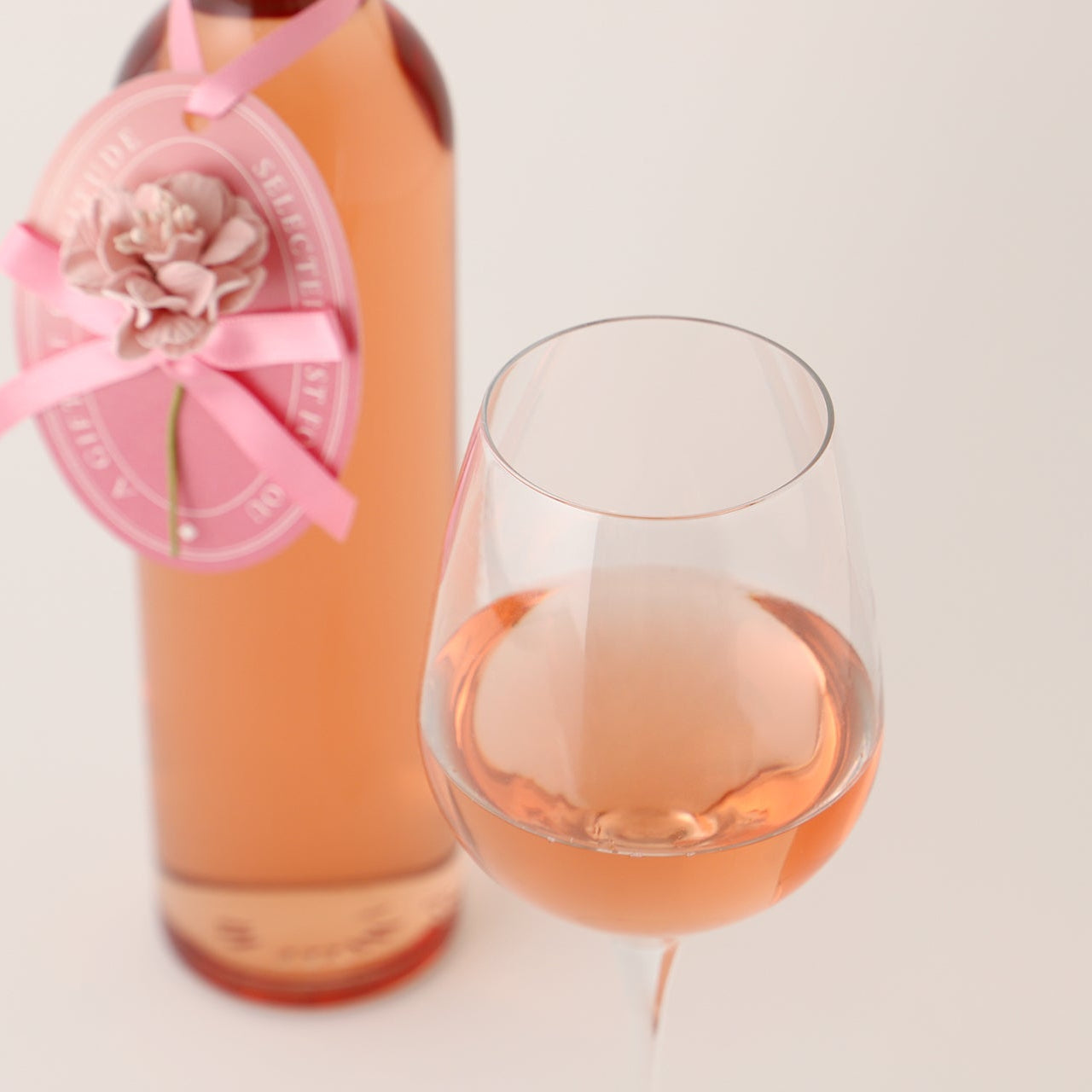 花贈るロゼワイン