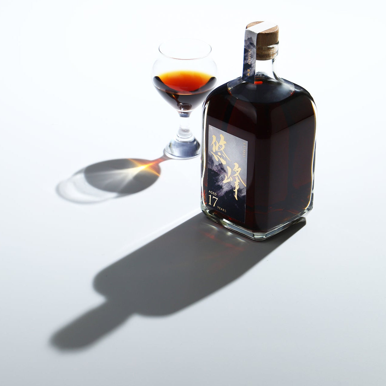 【謎の酒屋】17年の眠りから覚めた伝説の熟成酒