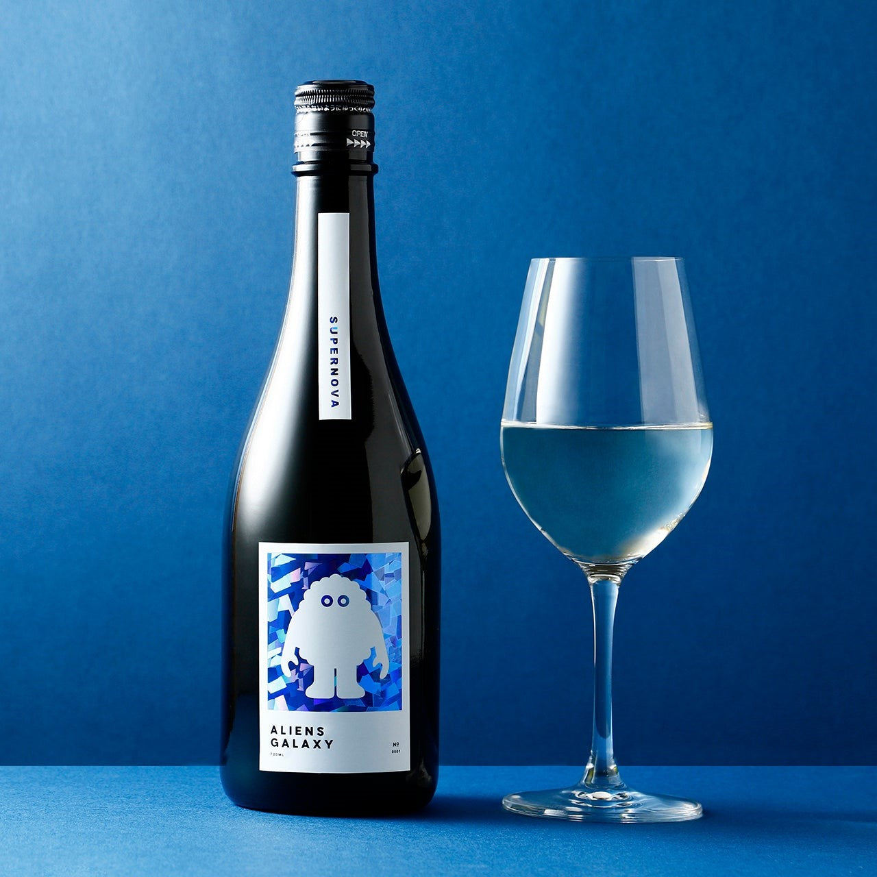 ALIENS GALAXY SUPERNOVA