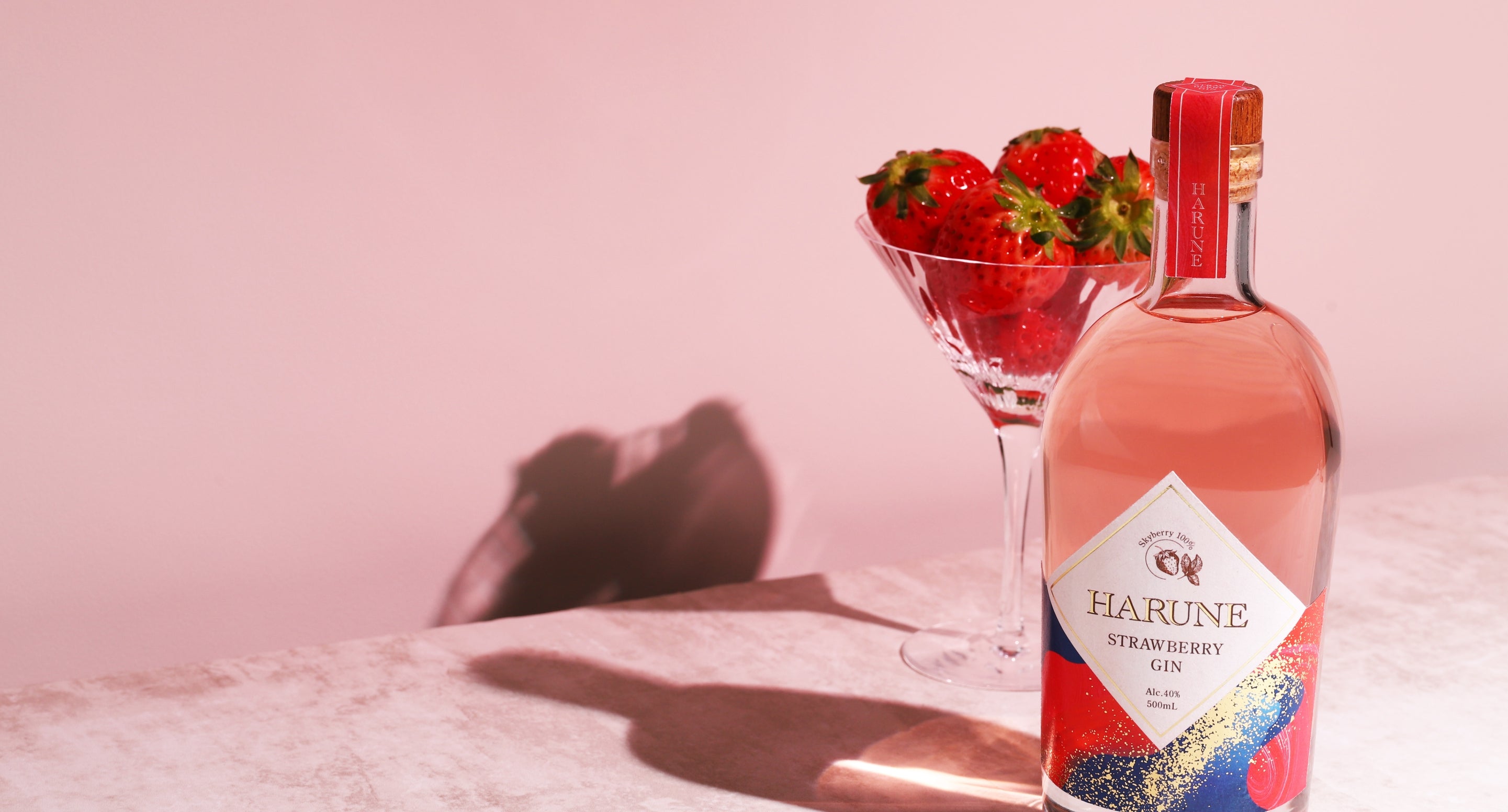 STRAWBERRY GIN HARUNE | クラフト酒・日本酒の通販ならKURAND（クランド）