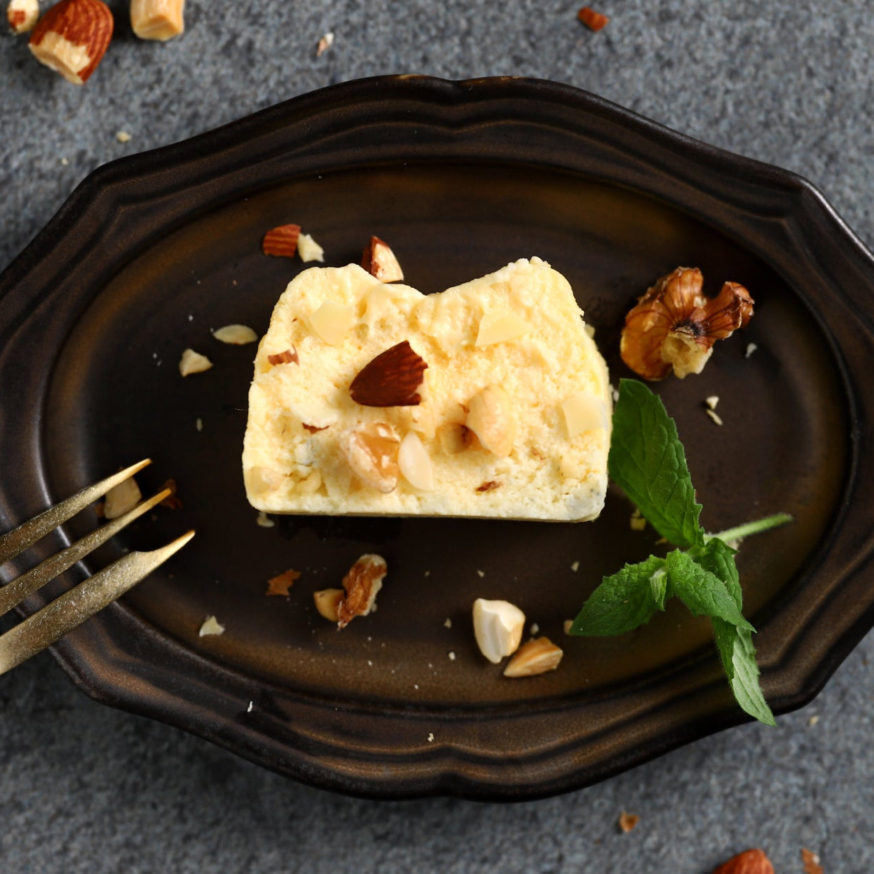 出来立てをお届け！お酒に合う「悪魔のチーズケーキ」受注販売