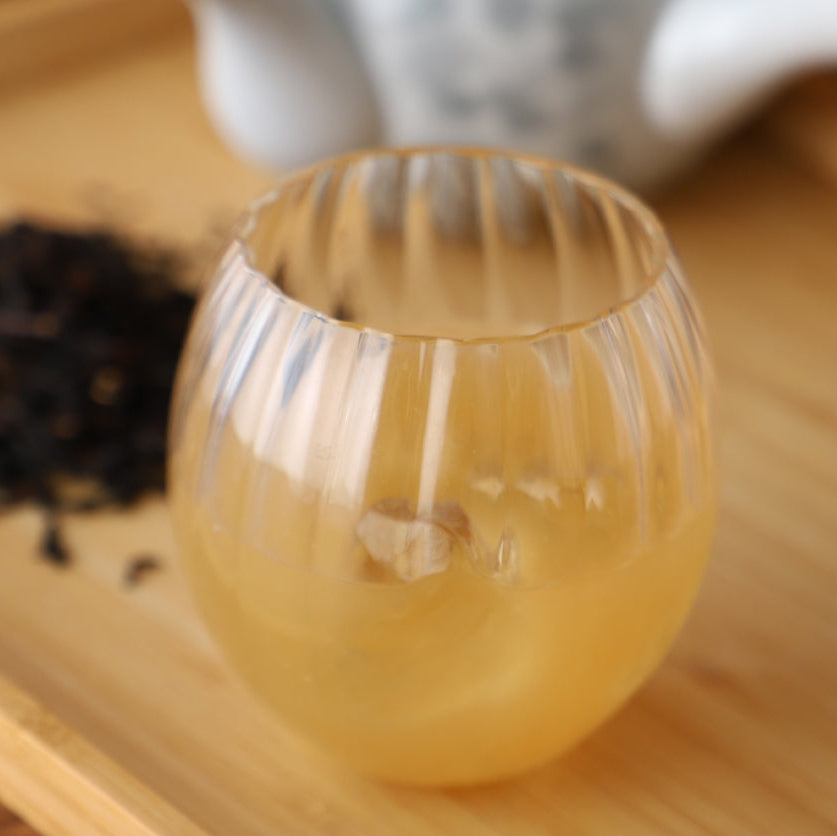 厳選茶葉のピーチウーロン