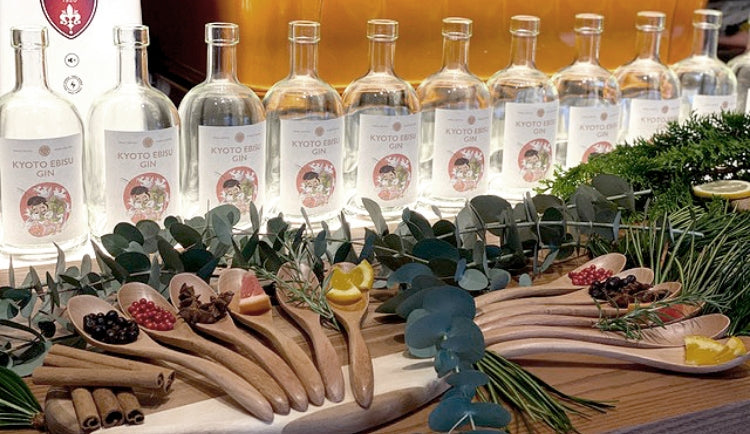 PEACH GIN 百彩 -momoiro- | クラフト酒・日本酒の通販ならKURAND