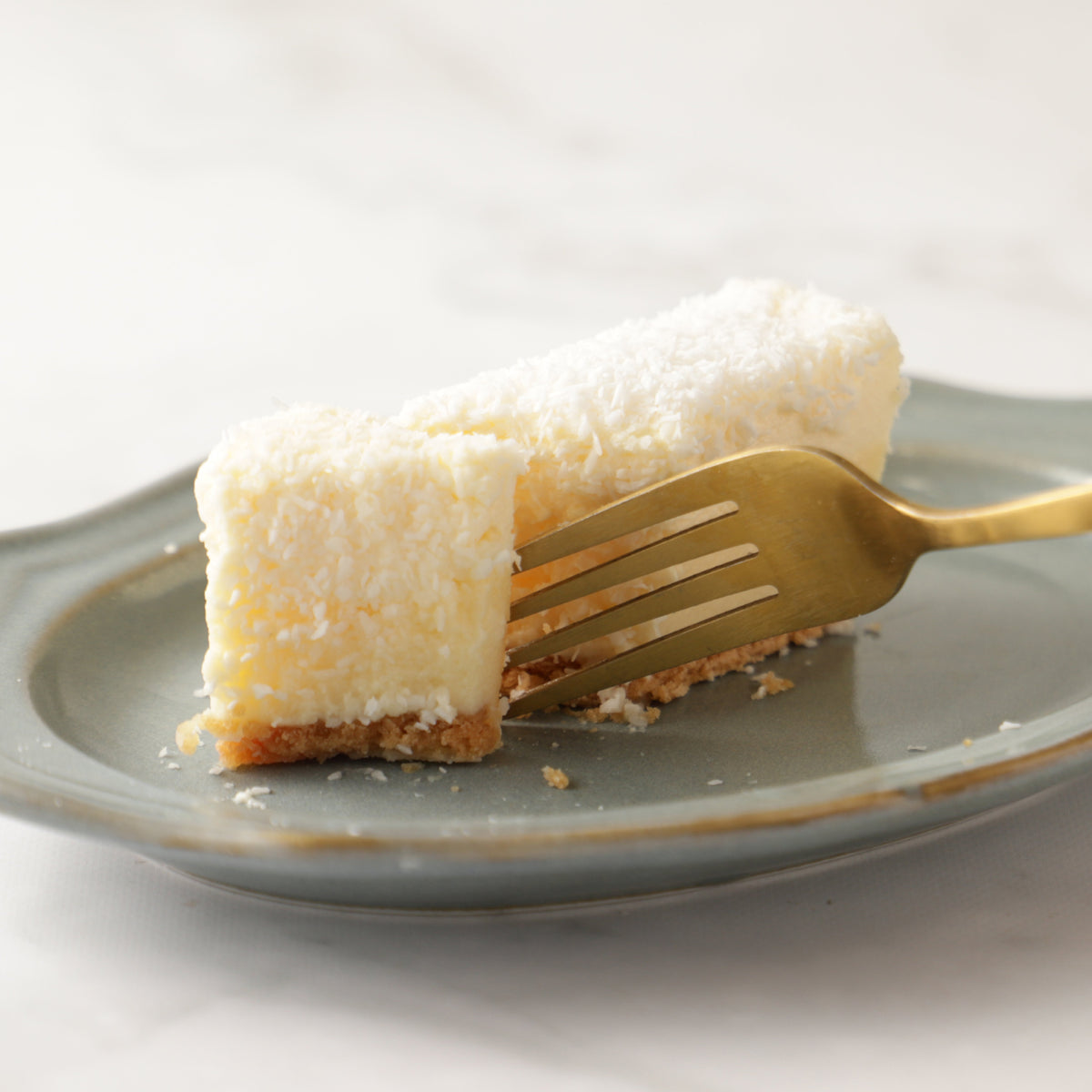 贅の三重奏チーズケーキ -Coconut-